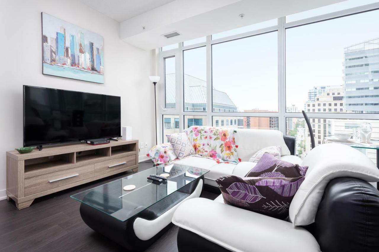 Apartment Topline Suites - Nelson Street Toronto
