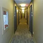 E.S.I Furnished Suites At Fly Condos
