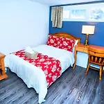 Cozy 3Br 2Bth Lower Unit, A Min To Hwy401, 404 & Dvp