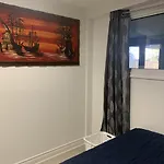 2-Bedroom Entire Suite In Toronto- Free Parking!