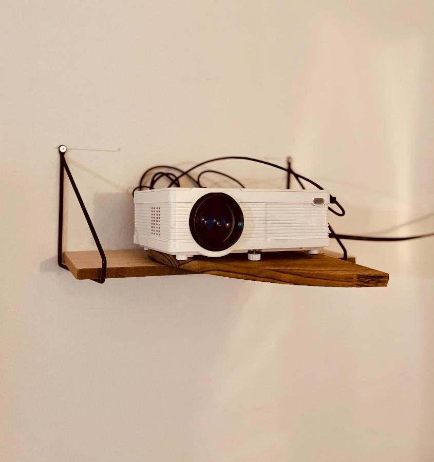 Hipster Studio In Little Italy Apartment *