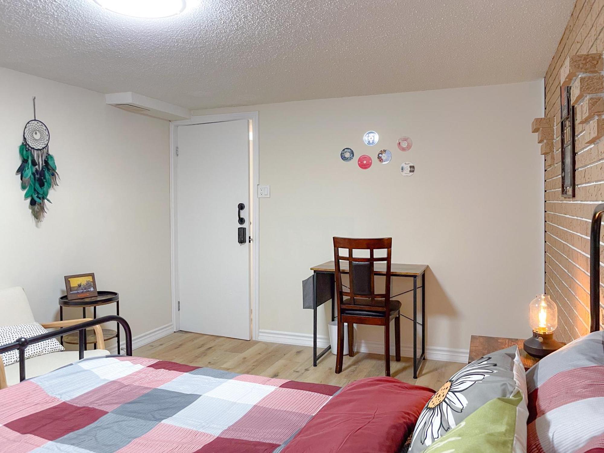 Newly-renovated 3br House, 12 Minutes To Airport