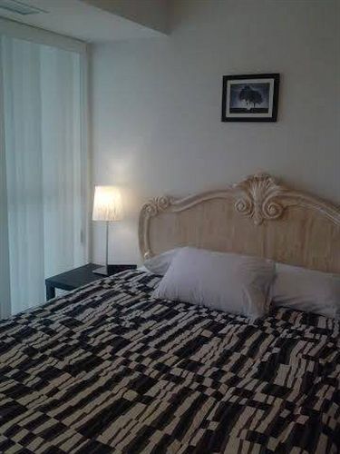 E.s.i Furnished At Fly